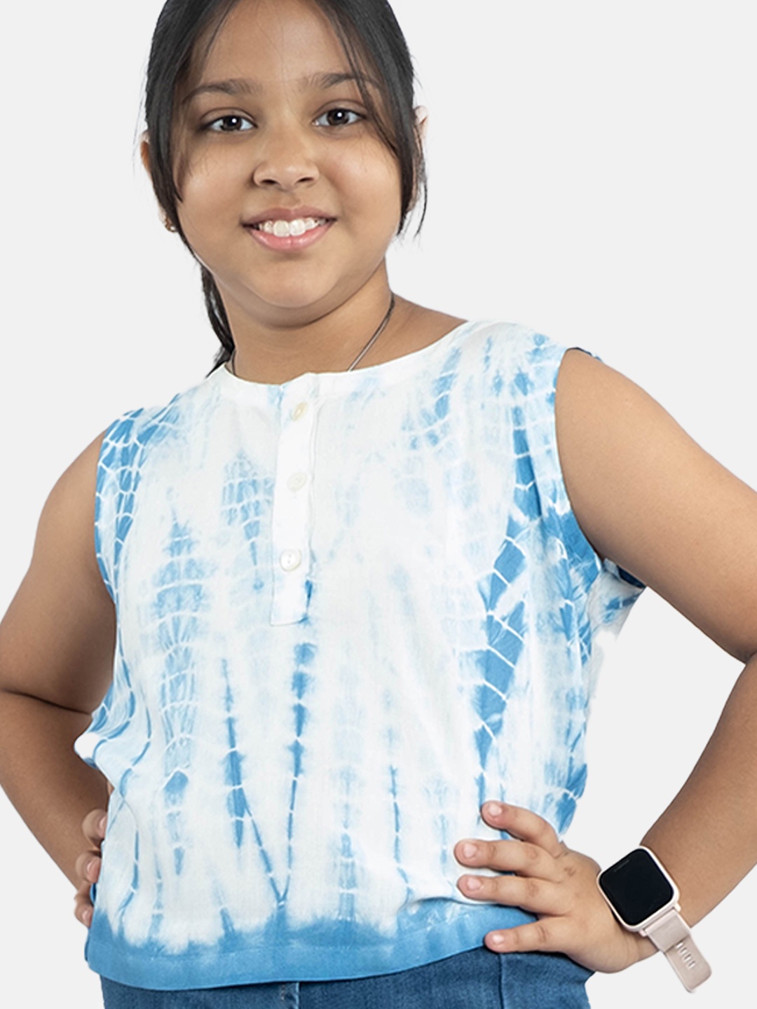 

KiddoPanti Girls Sleeveless Tie and Dyed Top, Blue
