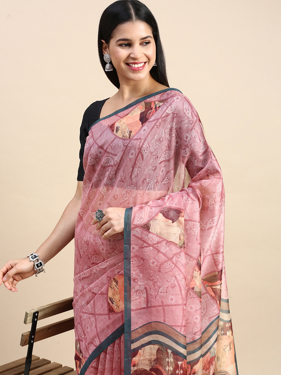 

aamna Floral Printed Patola Saree With Blouse Piece, Pink