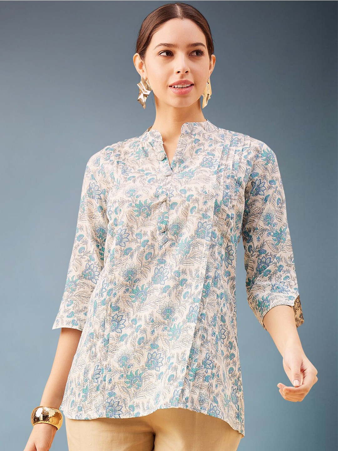 

DressBerry Floral Printed Mandarin Collar Cotton High-Low Top, White