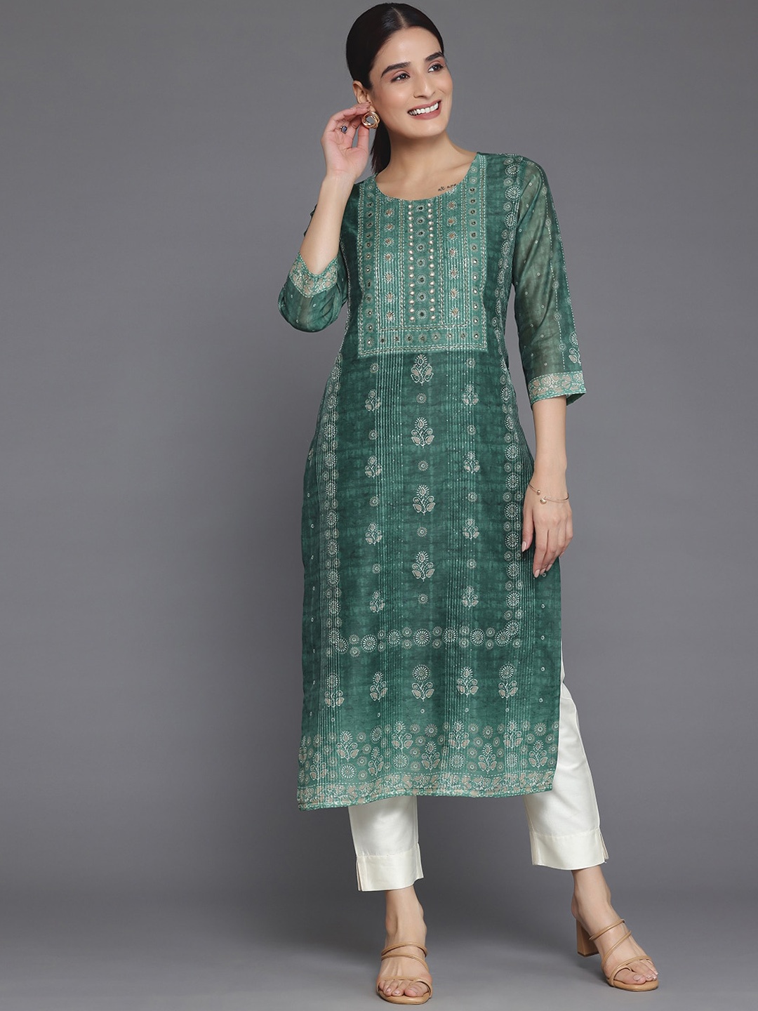 

Libas Round Neck Ethnic Motifs Printed Yoke Design Chanderi Silk Kurta, Green