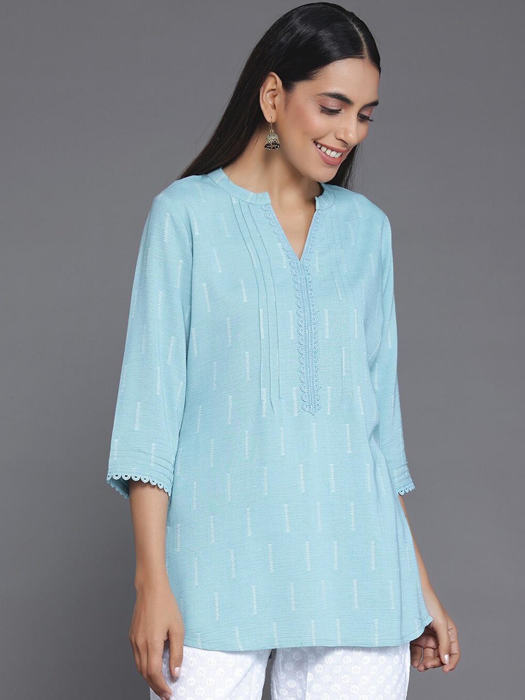 

Libas Woven Design Mandarin Collar Straight Kurti, Blue