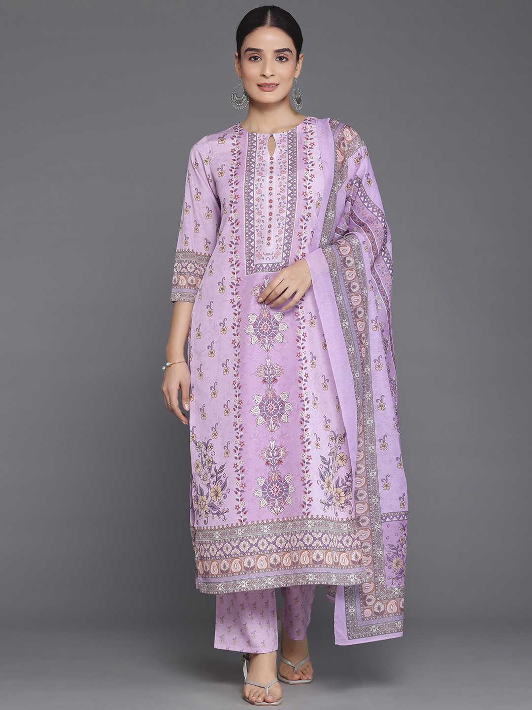 

Libas Floral Printed Keyhole Neck Regular Kurta with Trousers & Dupatta, Pink