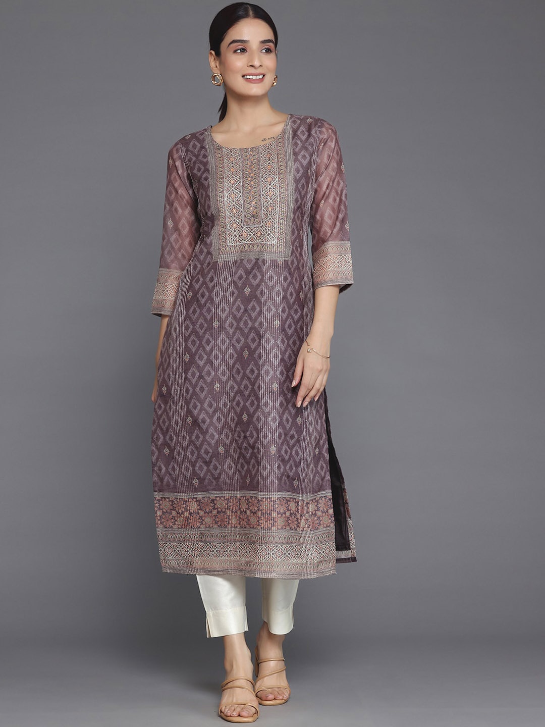 

Libas Round Neck Ethnic Motifs Printed Sequinned Chanderi Silk Kurta, Brown