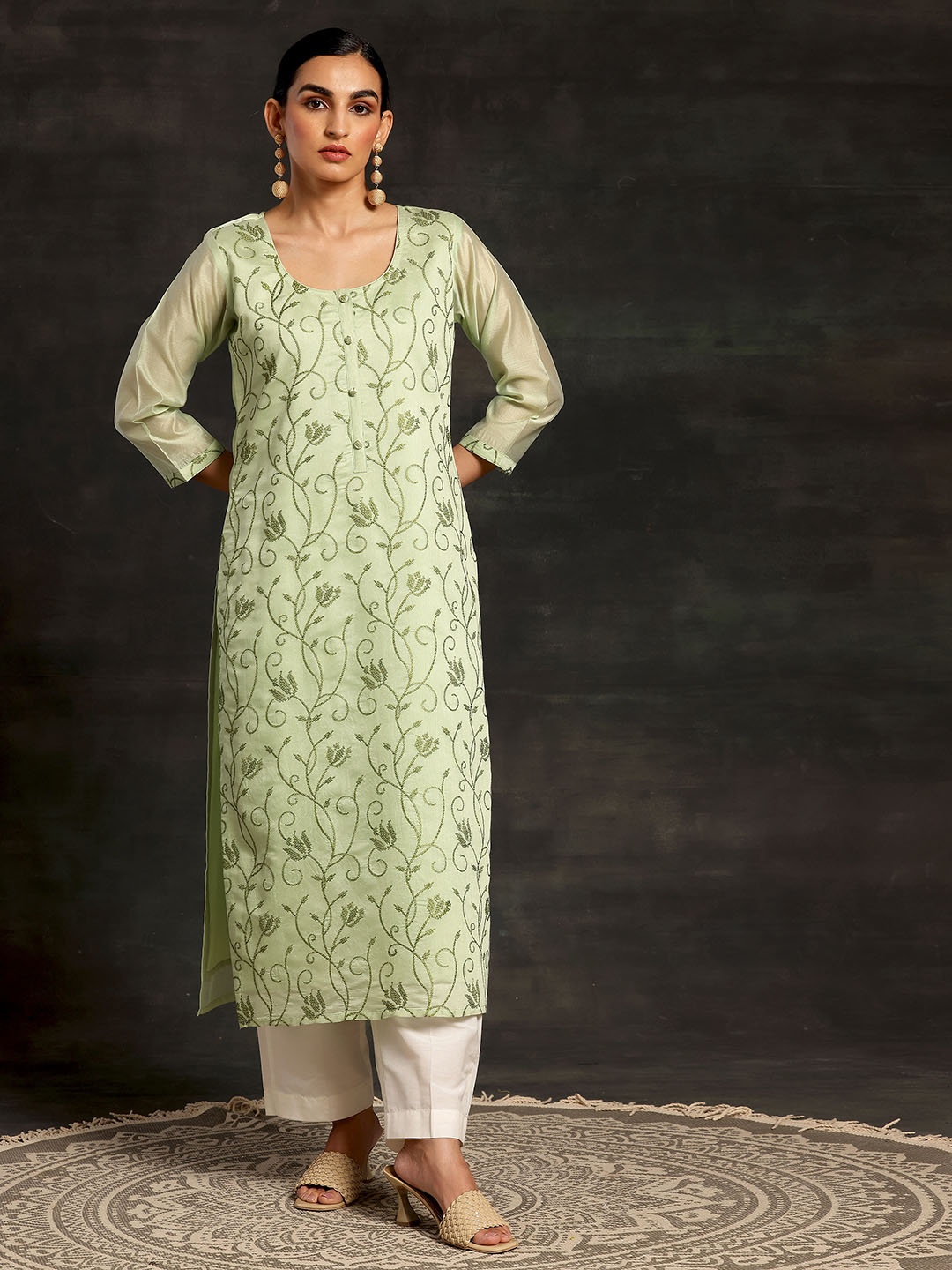 

Libas Floral Embroidered Round Neck Silk Kurta, Green