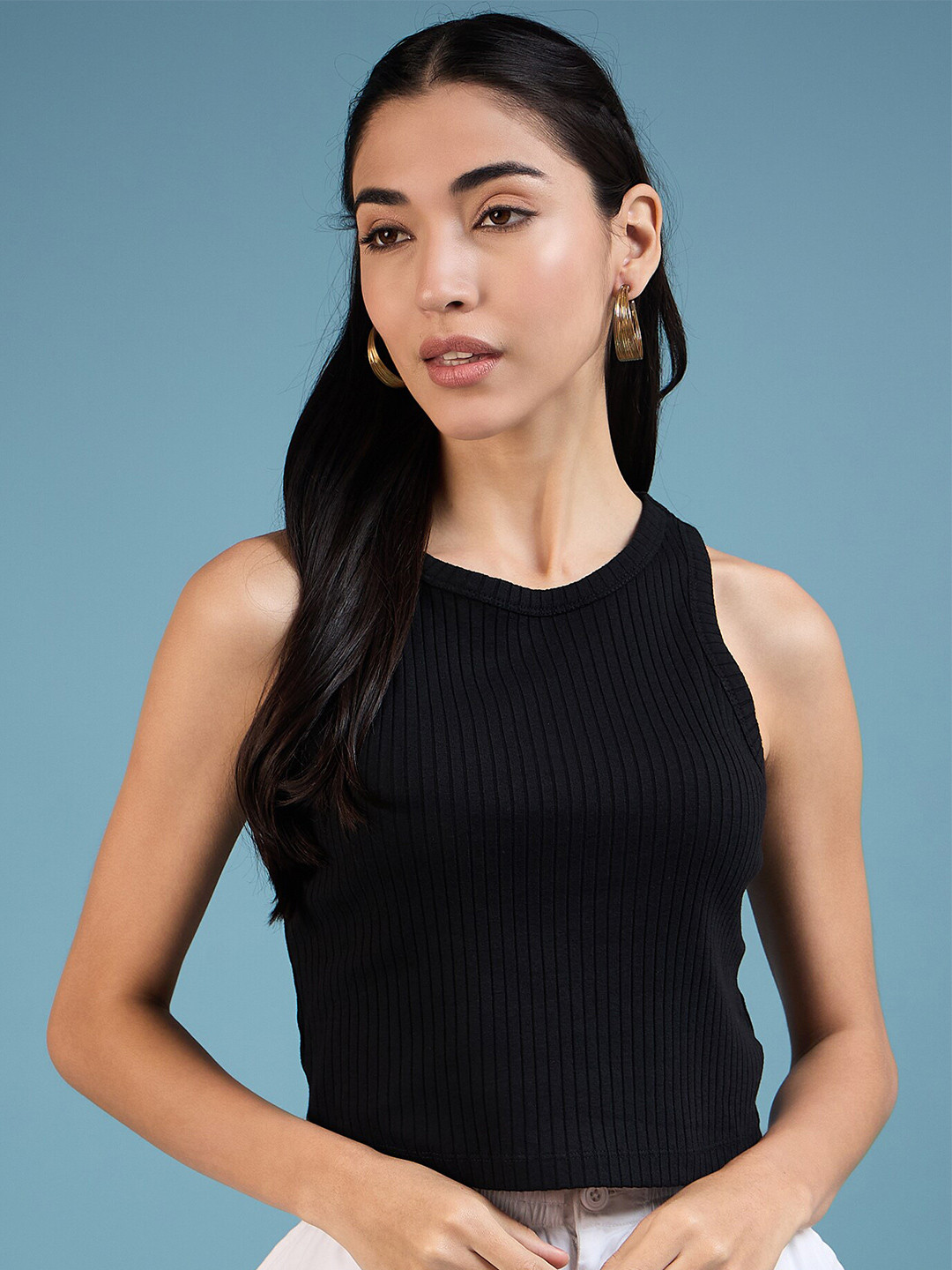 

DressBerry Round Neck Sleeveless Top, Black