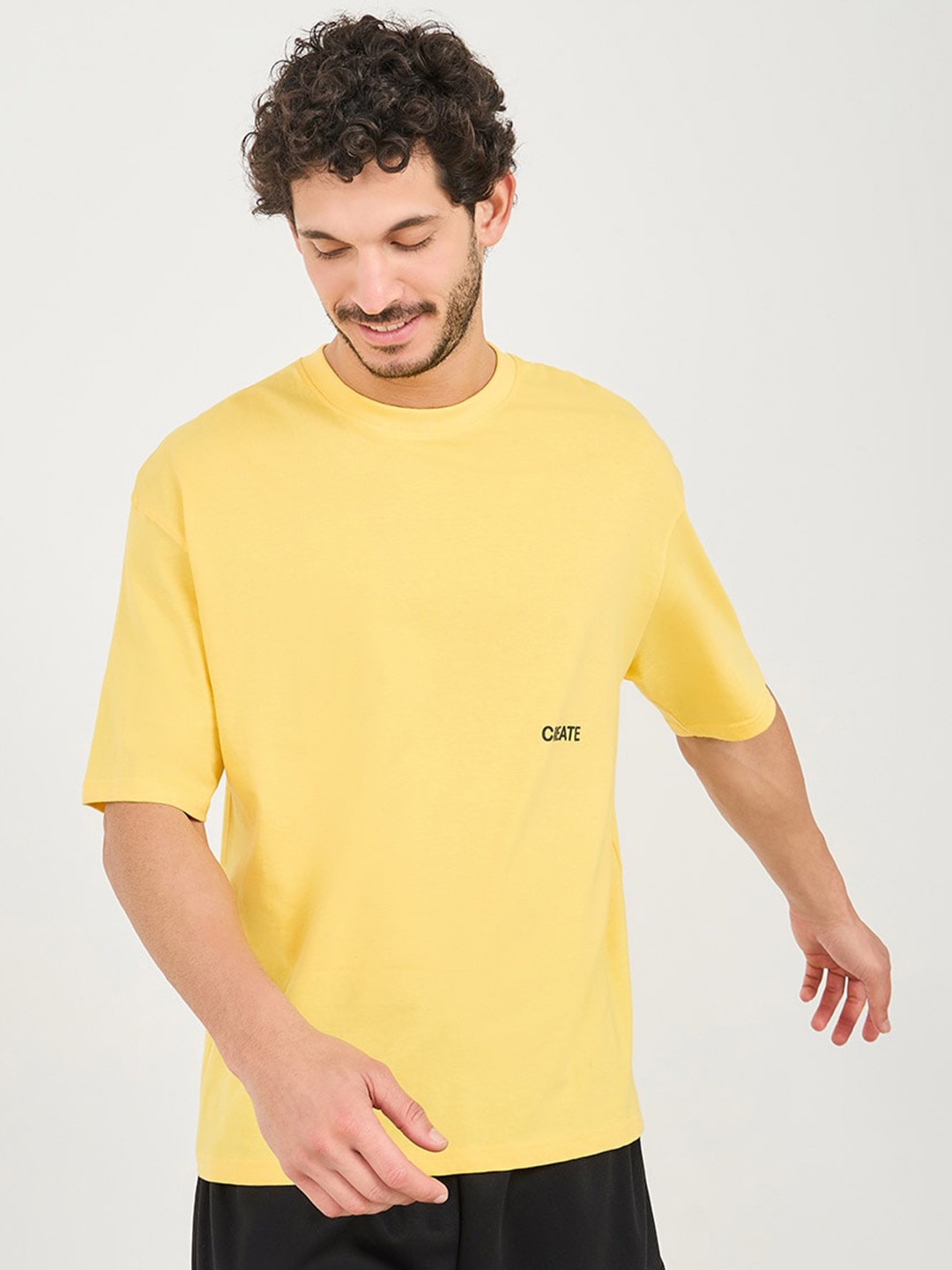 

Styli Create Minimal Print Drop Shoulder Oversized T-shirt, Yellow