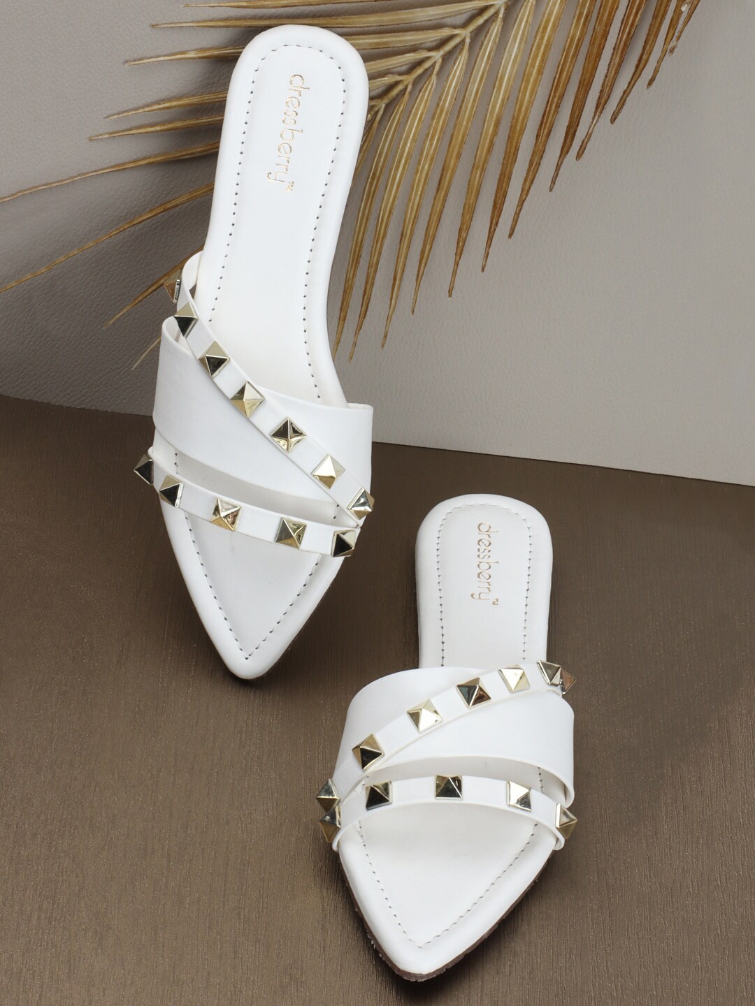 

DressBerry White Embellished Open Toe Flats