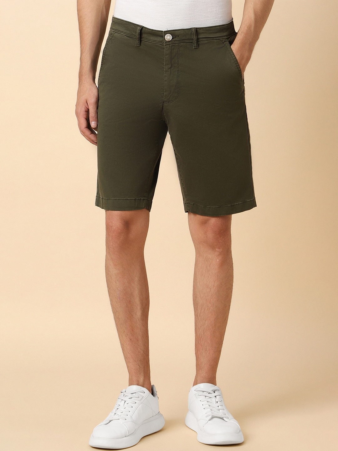 

Allen Solly Men Slim Fit Chino Shorts, Green