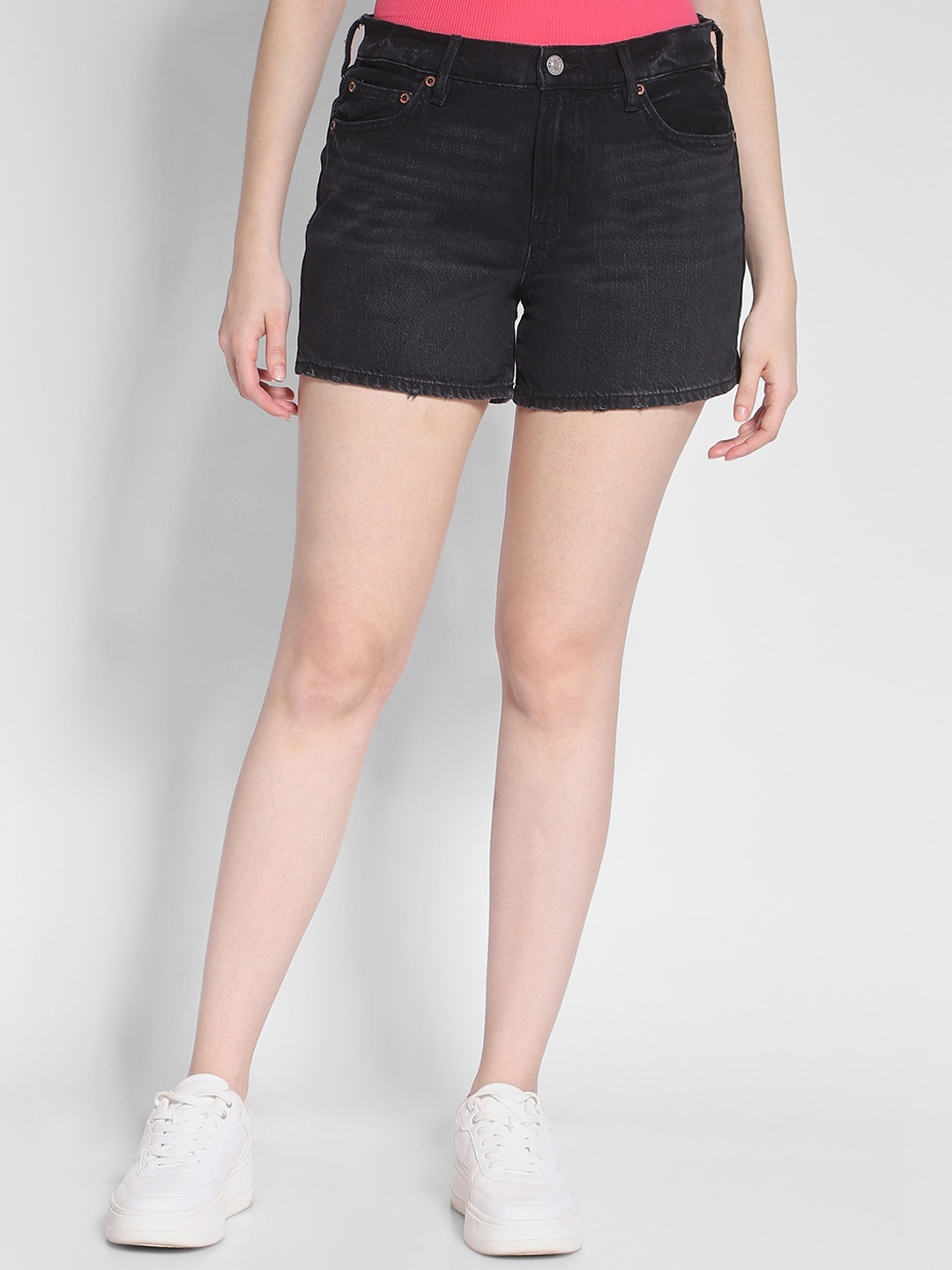 

AMERICAN EAGLE OUTFITTERS Women Mid-Rise Denim Shorts, Black