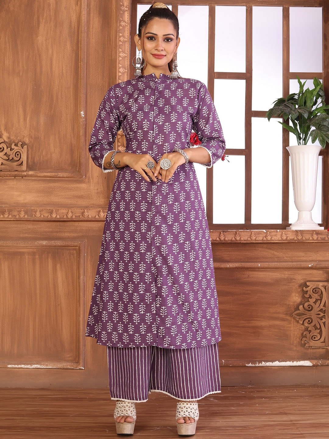 

HETVI CREATION Women Printed Regular Kurta with Palazzos, Purple