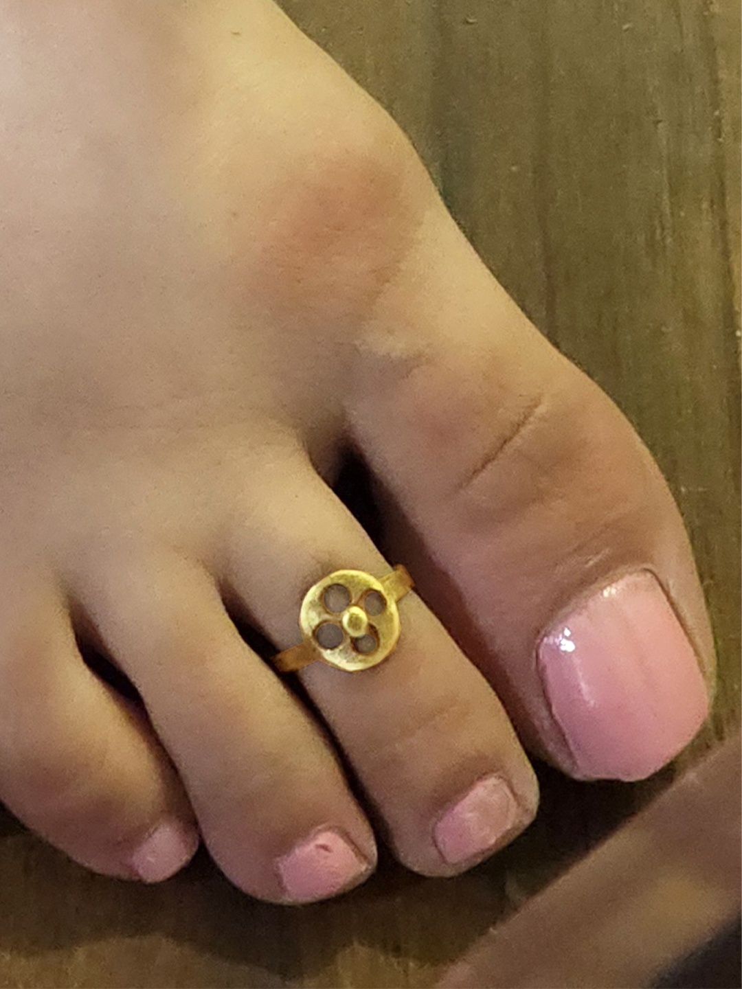 

Goldnera Gold-Plated Oxidised Toe Rings