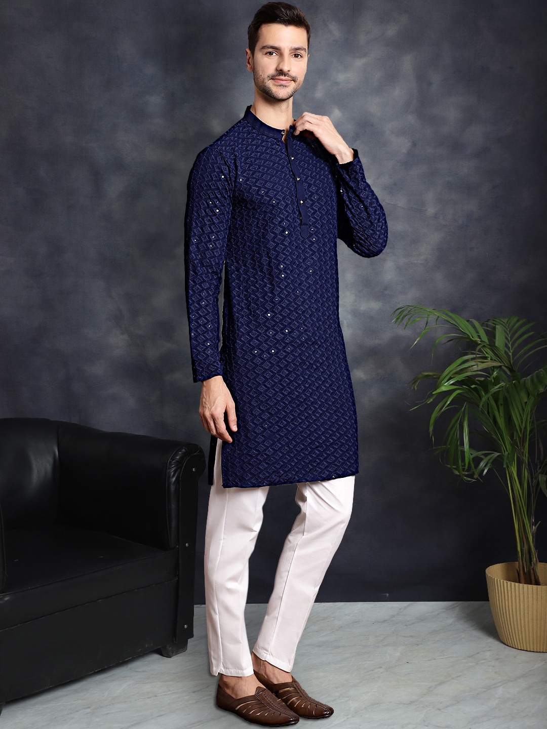

Anouk Men Embroidered Regular Sequinned Kurta with Pyjamas, Navy blue