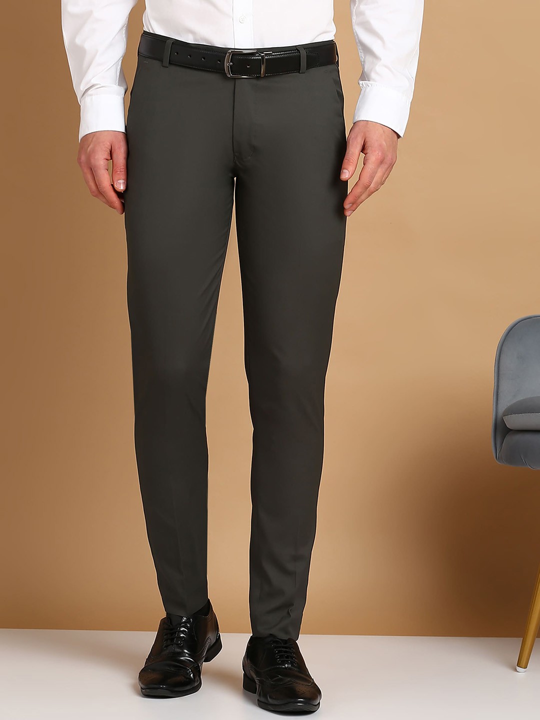 

FUBAR Men Mid-Rise Formal Trousers, Grey