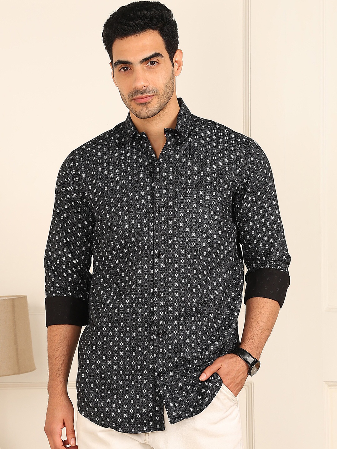 

FUBAR Slim Fit Geometric Printed Spread Collar Long Sleeves Casual Shirt, Black