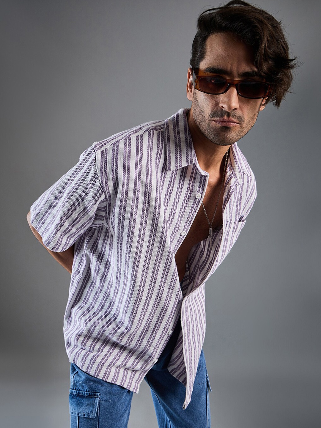 

CHIMPAAANZEE Striped Oversized Casual Shirt, White