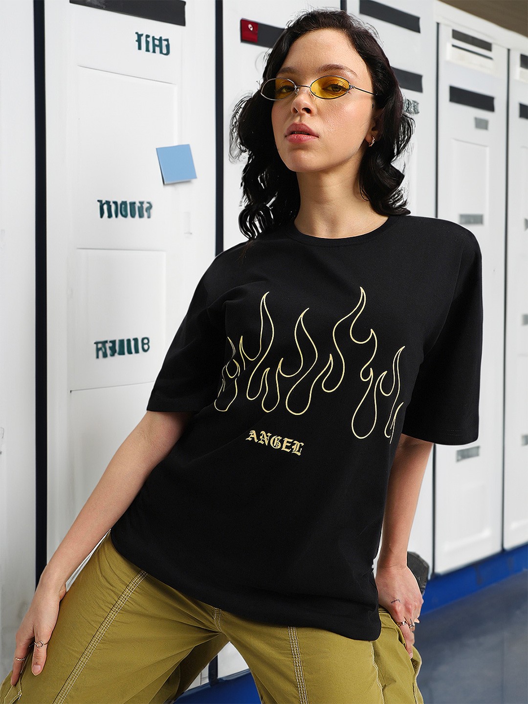 

JUNEBERRY Graphic Printed Drop-Shoulder Oversized Pure Cotton T-shirt, Black