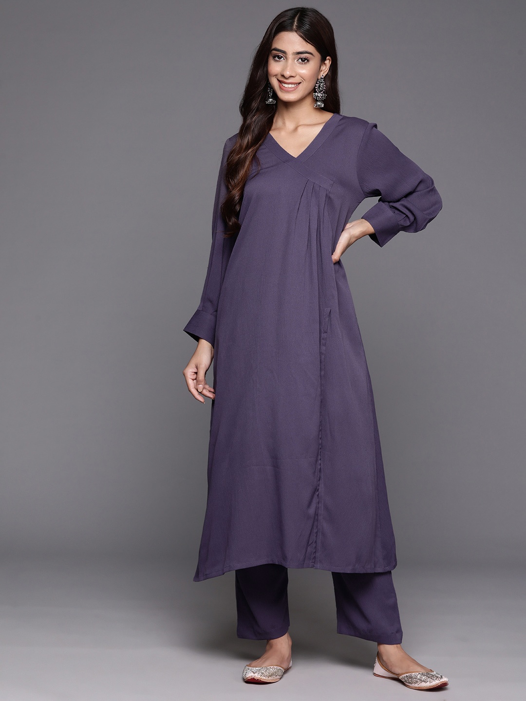 

Varanga Anarkali Kurta With Trousers Set, Violet