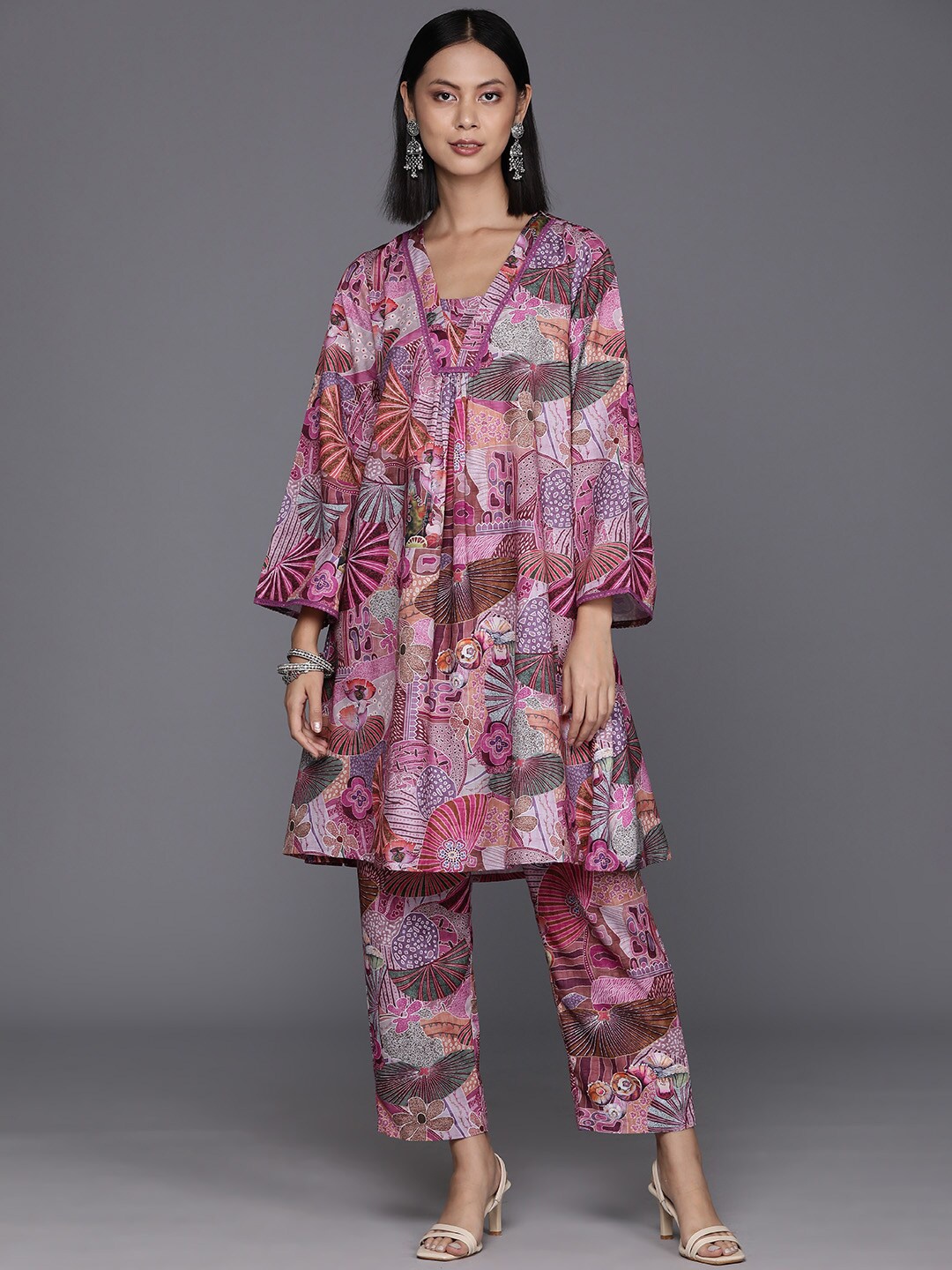 

Varanga Printed A-Line Kurta With Trousers Set, Purple
