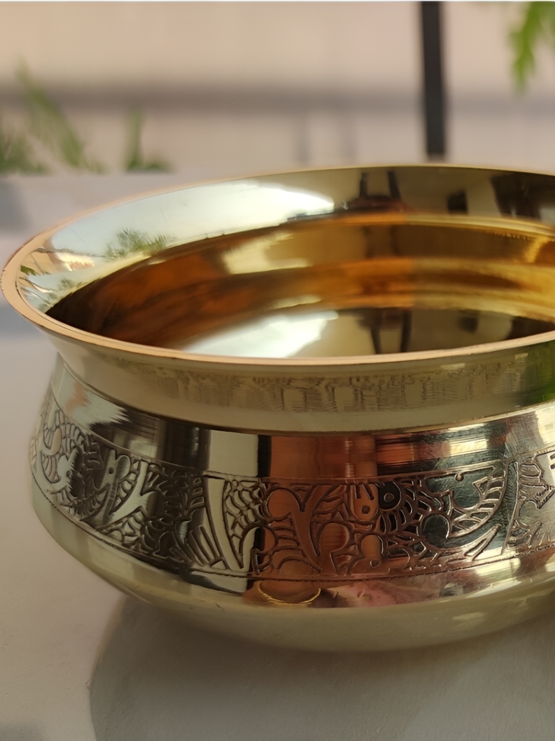 

INDIAN ART VILLA Gold-Toned Cooking Handi 500 ml