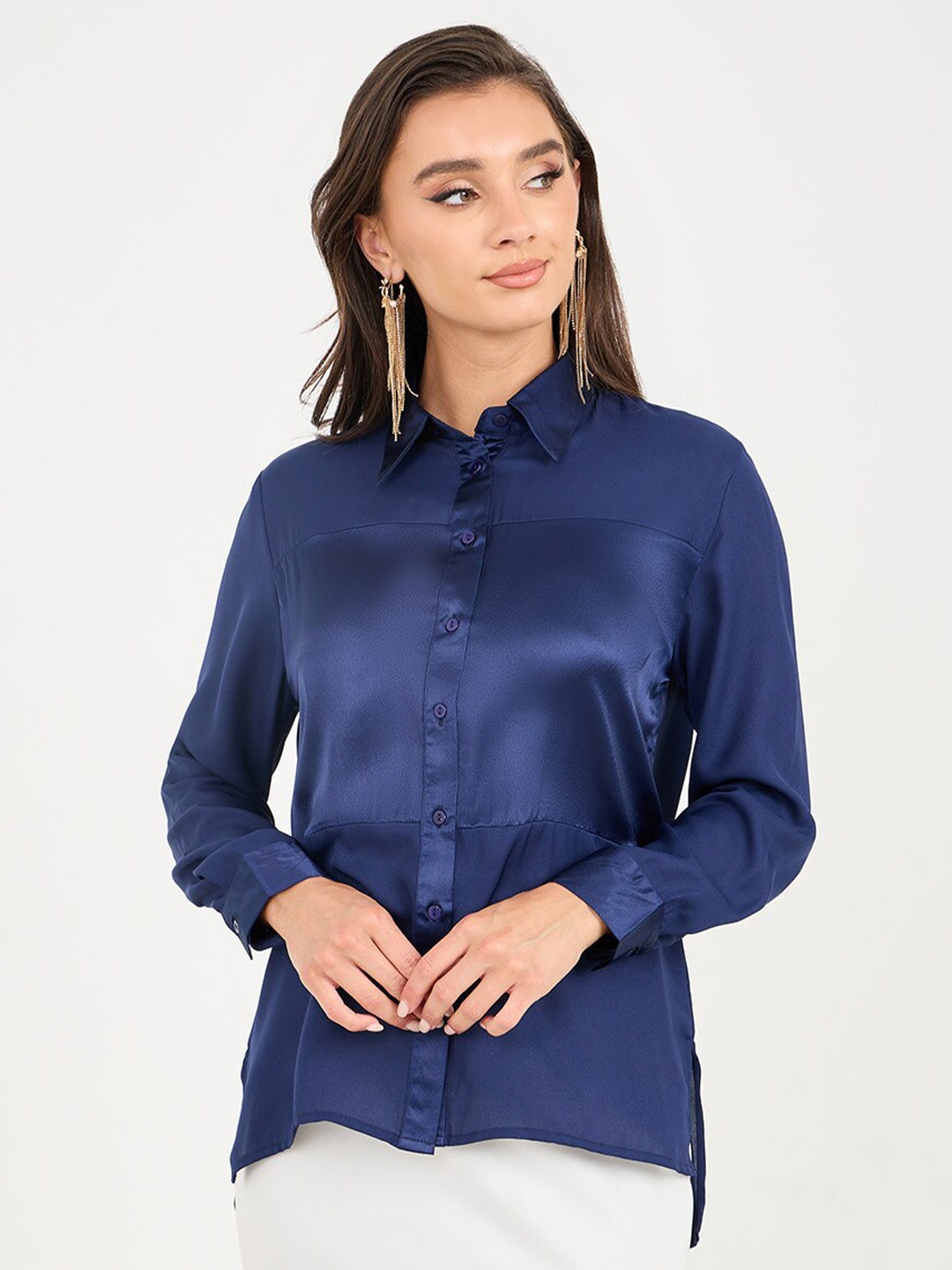 

Styli Navy Blue Spread Collar Casual Shirt