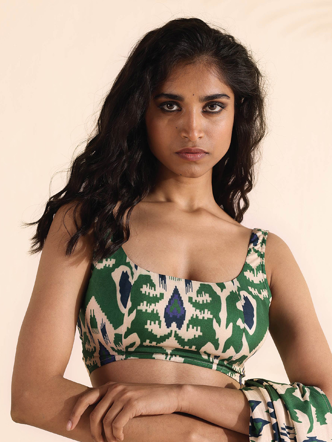 

trueBrowns Printed Sleeveless Saree Blouse, Green