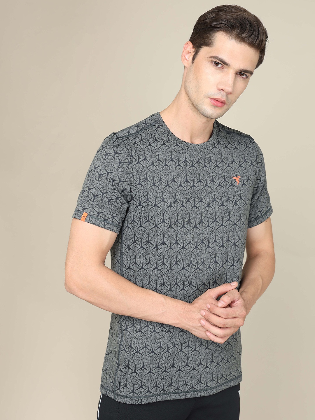 

Technosport Men Jacquard Double Cool Slim Fit Sports Tshirt, Charcoal