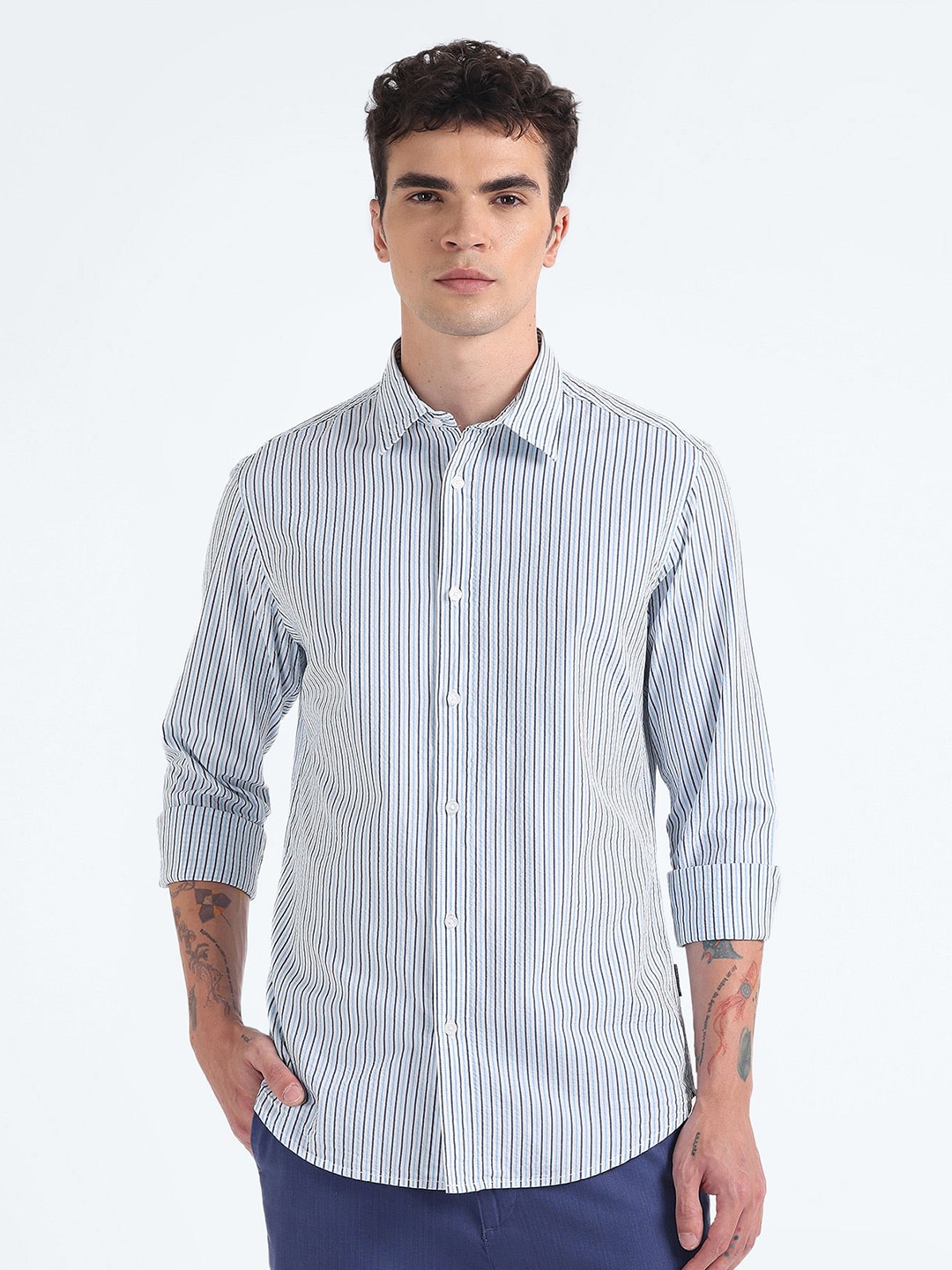

Flying Machine Slim Fit Striped Seersucker Pure Cotton Casual Shirt, Blue