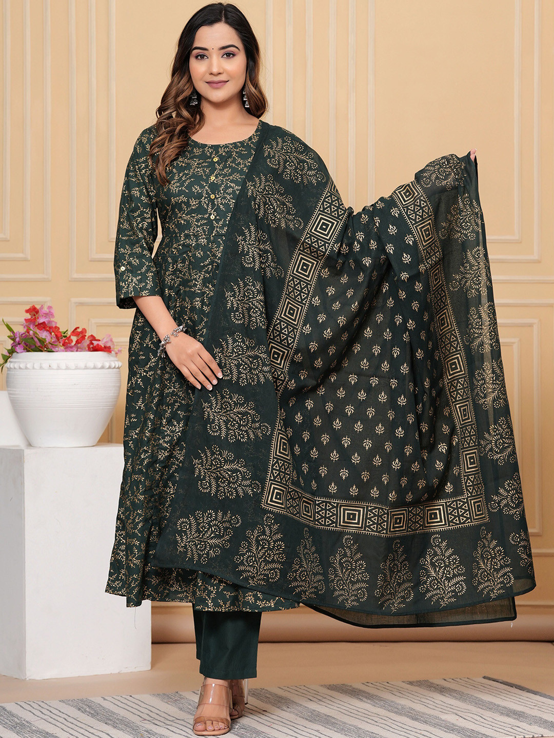 

SK2 Fashion Women Ethnic Motifs Printed Pleated Thread Work Pure Cotton Kurta with Trousers & With Dupatta, Green