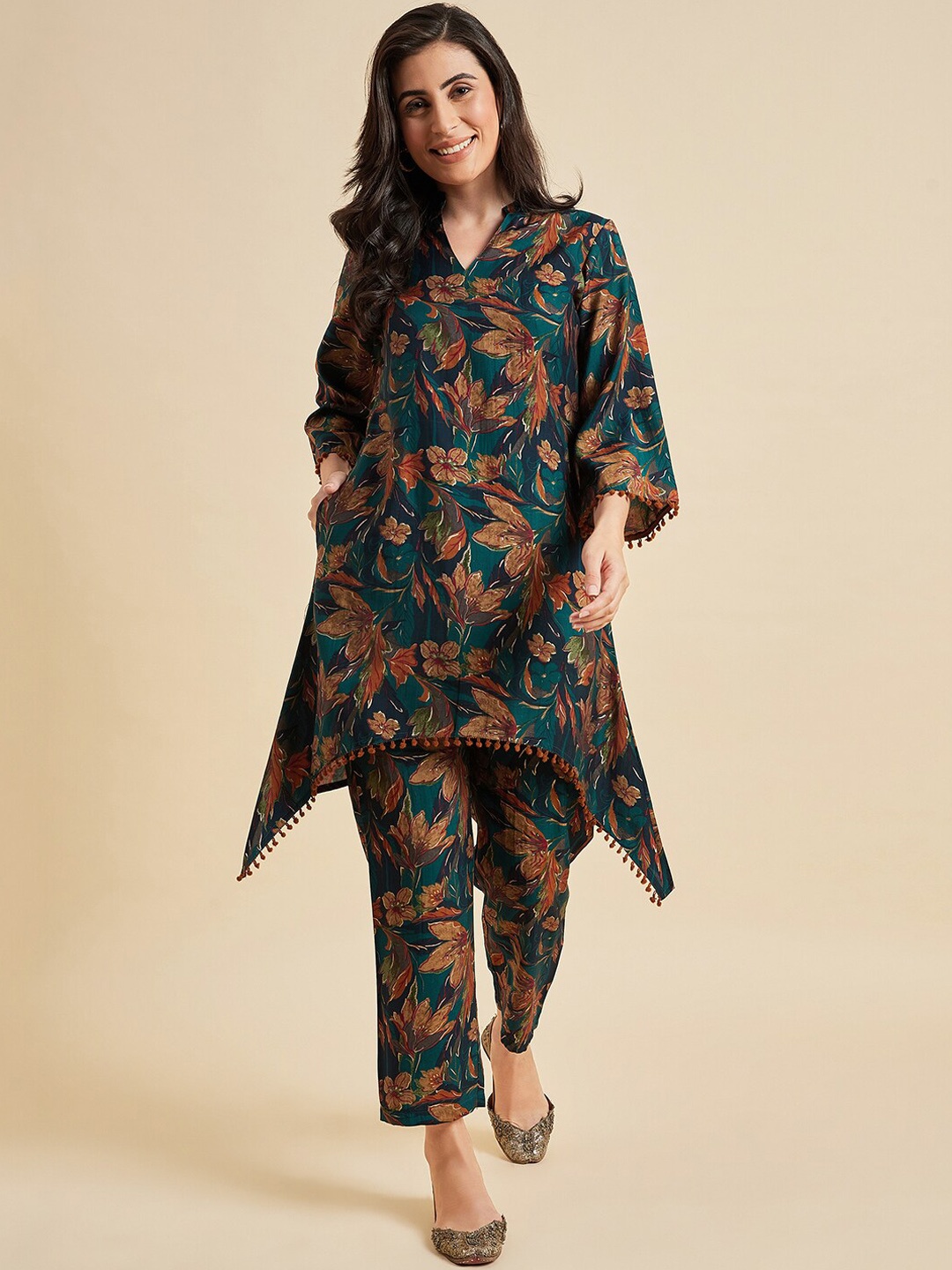 

Azira Printed Top & Trouser Co-Ord Set, Green