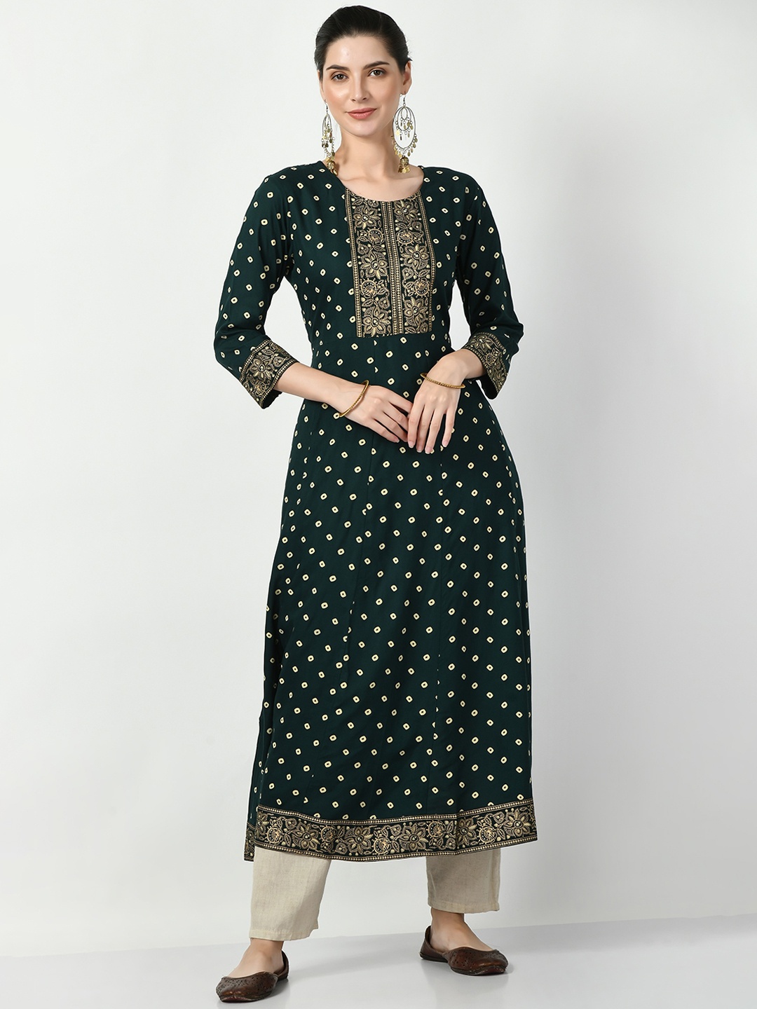 

BOTGO Bandhani Printed Straight Kurta, Green