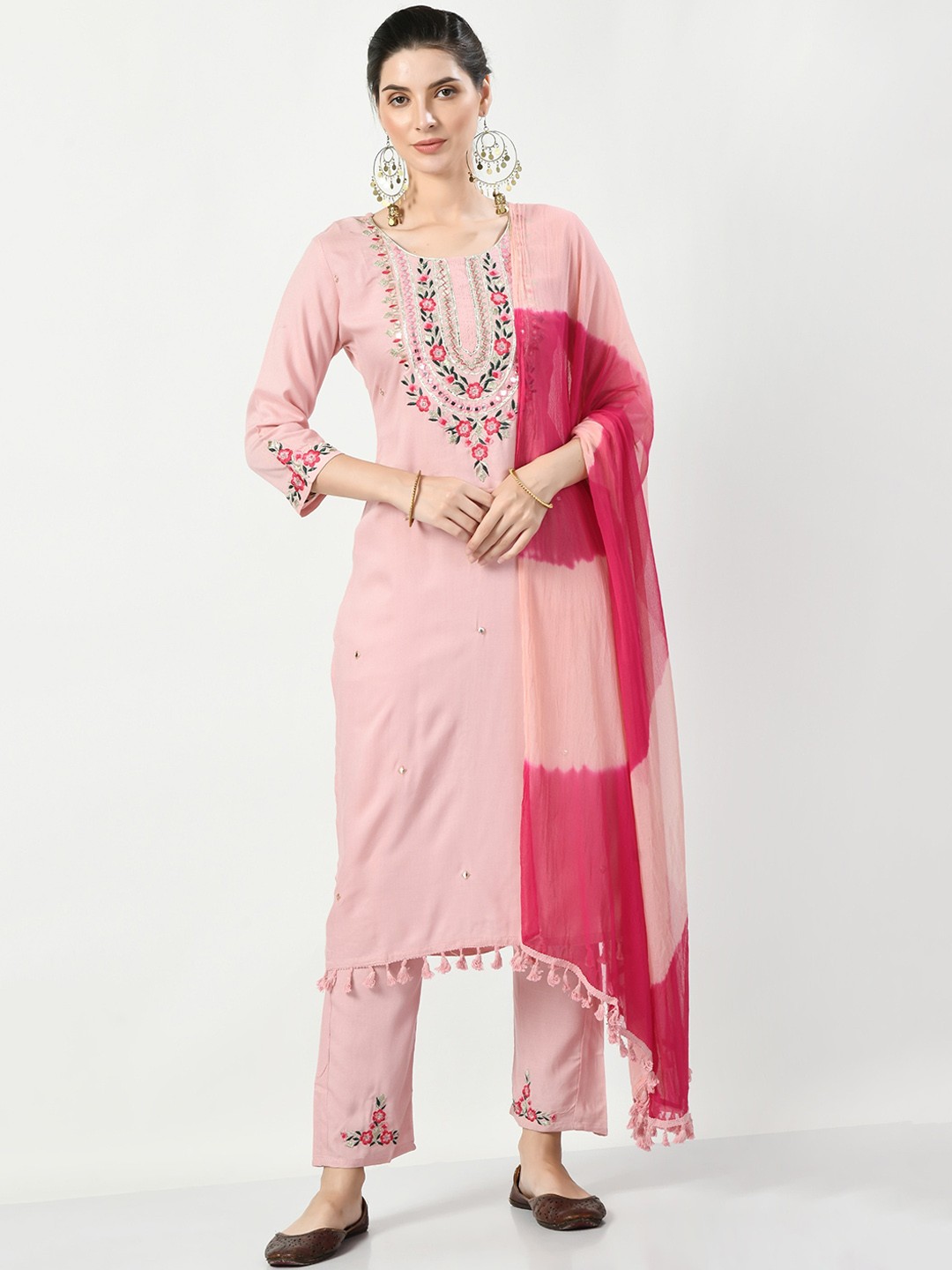 

BOTGO Ethnic Motifs Yoke Design Thread & Mirror Work Straight Kurta, Pink