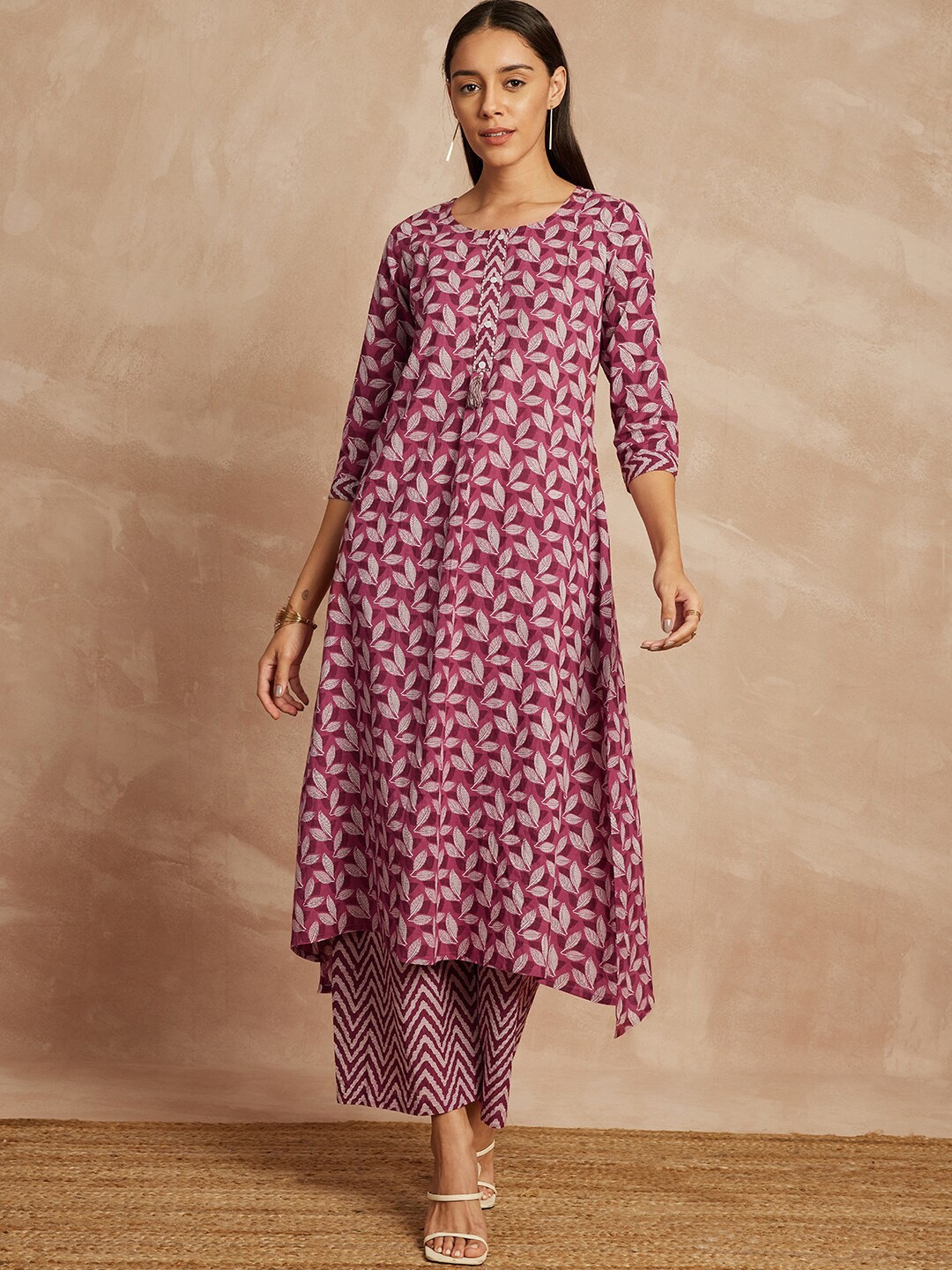 

all about you Women Ethnic Motifs Printed Regular Thread Work Pure Cotton Kurta with Trousers, Burgundy