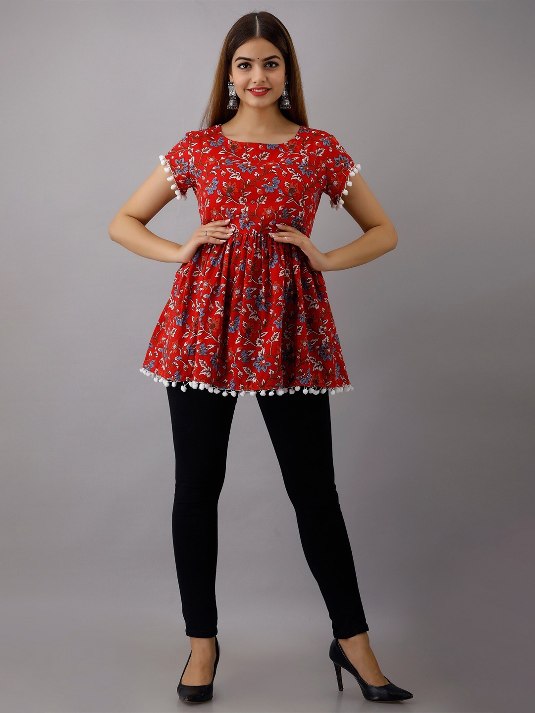 

BAIRAJ Floral Printed Round Neck Sleeveless Cotton Empire Top, Red