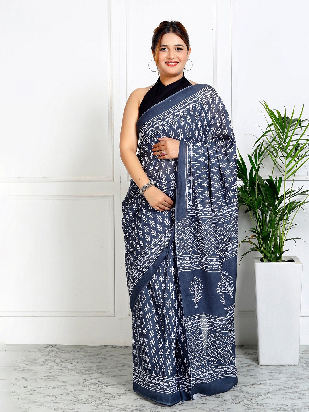 

NIKHILAM Ethnic Motifs Pure Cotton Bagru Saree, Blue