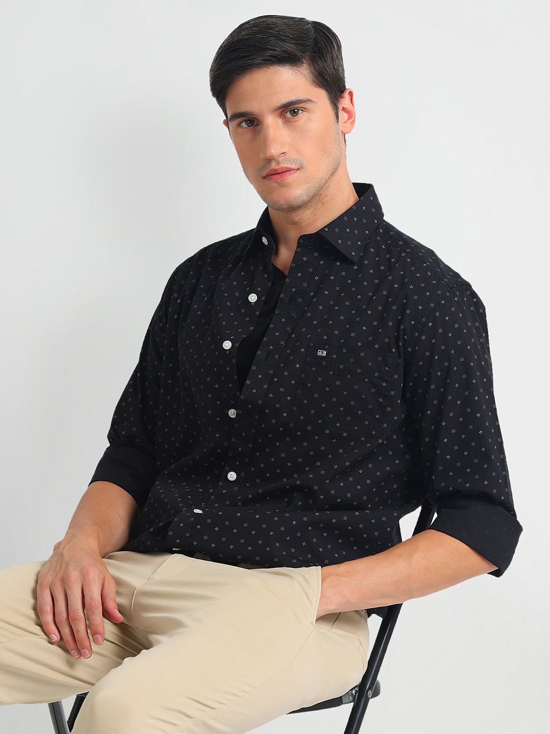 

Arrow Sport Slim Fit Geometric Printed Pure Cotton Casual Shirt, Black