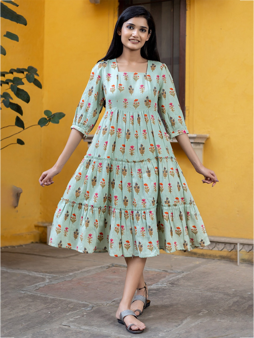 

KASYA Floral Print Square Neck Empire Dress, Green