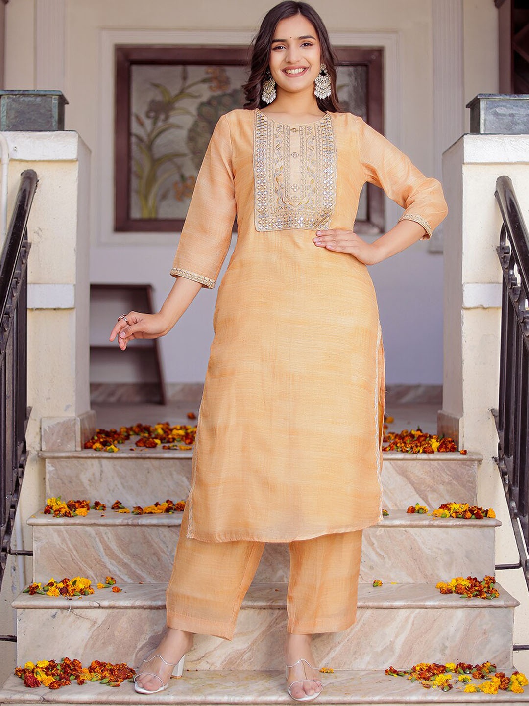 

Chandbaali Ethnic Motifs Embroidered Mirror Work Straight Kurta with Trousers & Dupatta, Yellow