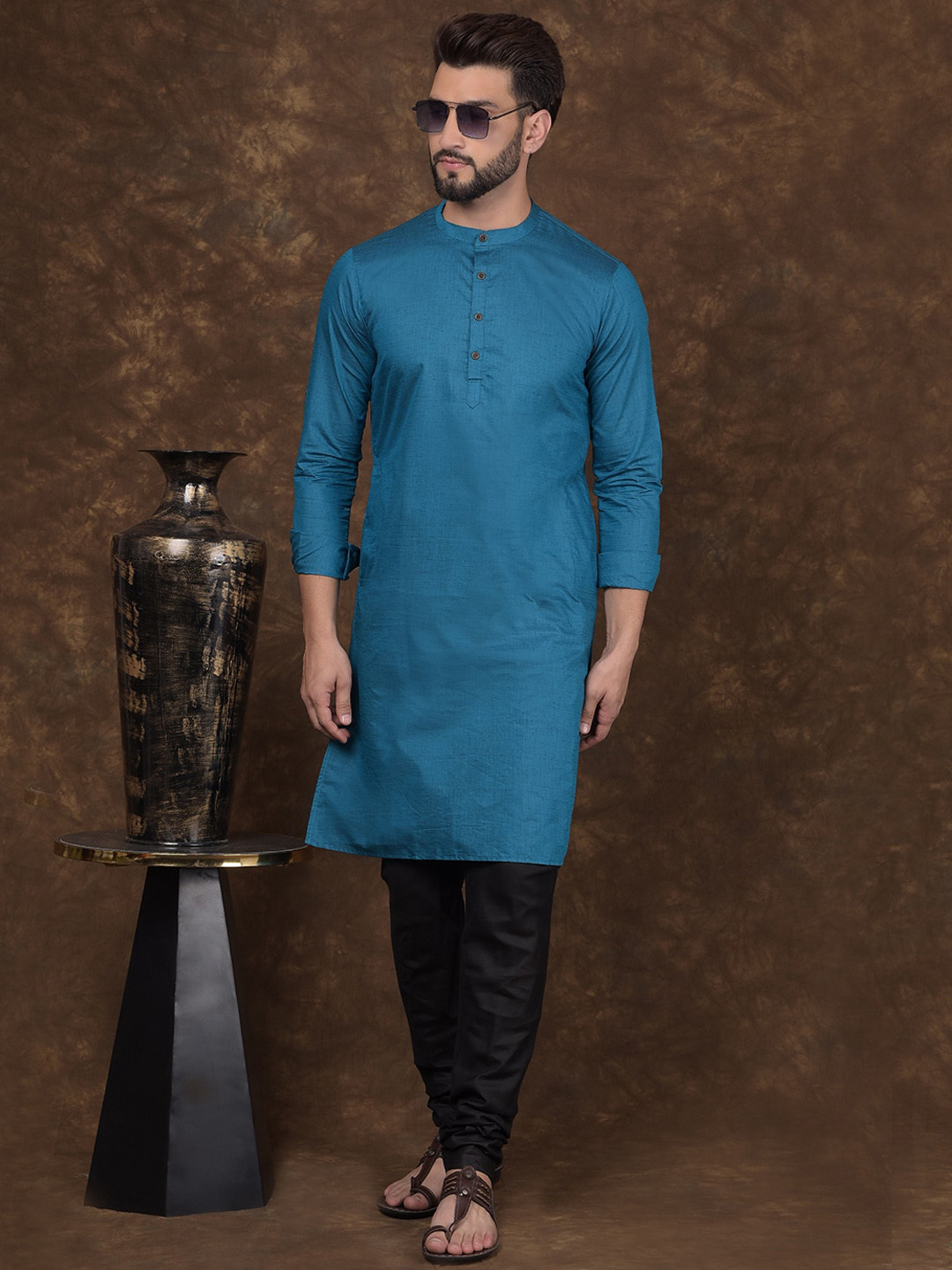 

DEYANN Men Regular Pure Cotton Kurta with Churidar, Blue