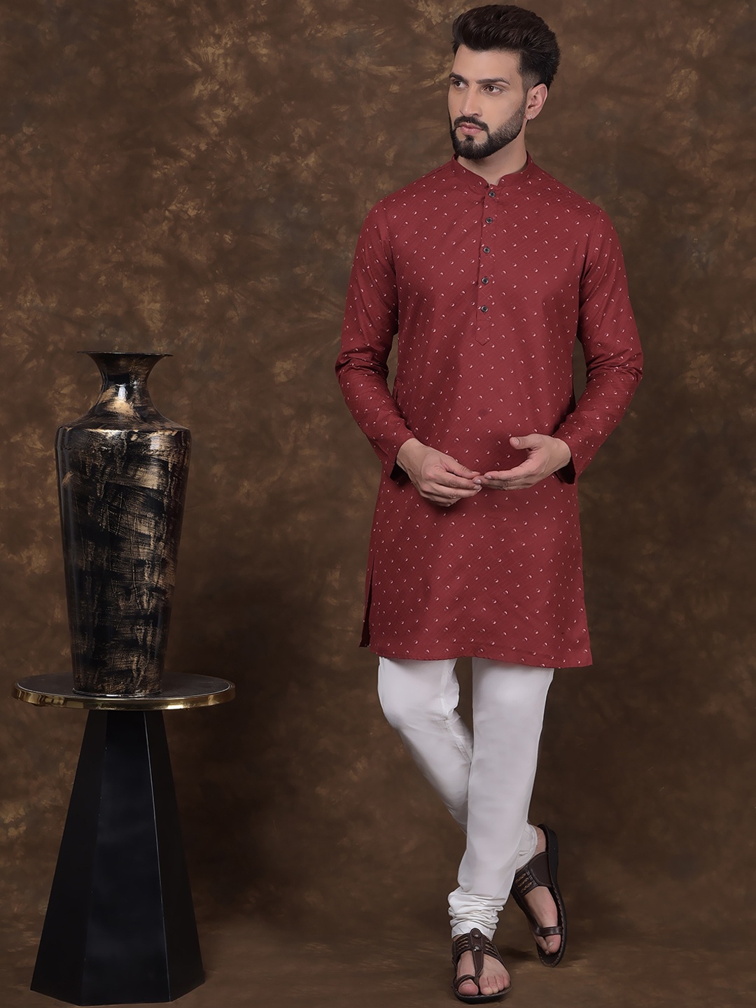 

DEYANN Men Ethnic Motifs Regular Pure Cotton Kurta with Churidar, Maroon