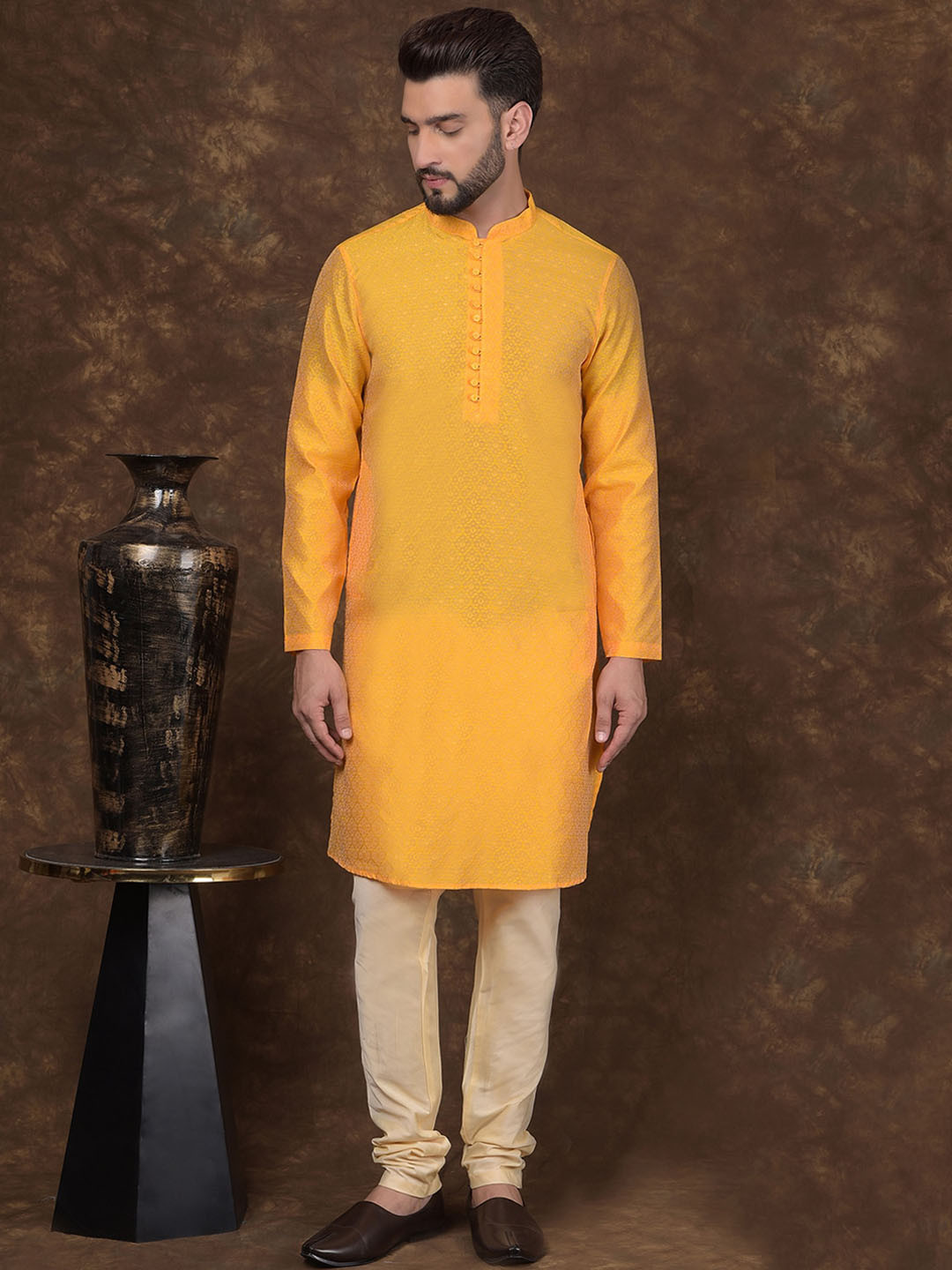 

DEYANN Men Regular Kurta with Churidar, Yellow