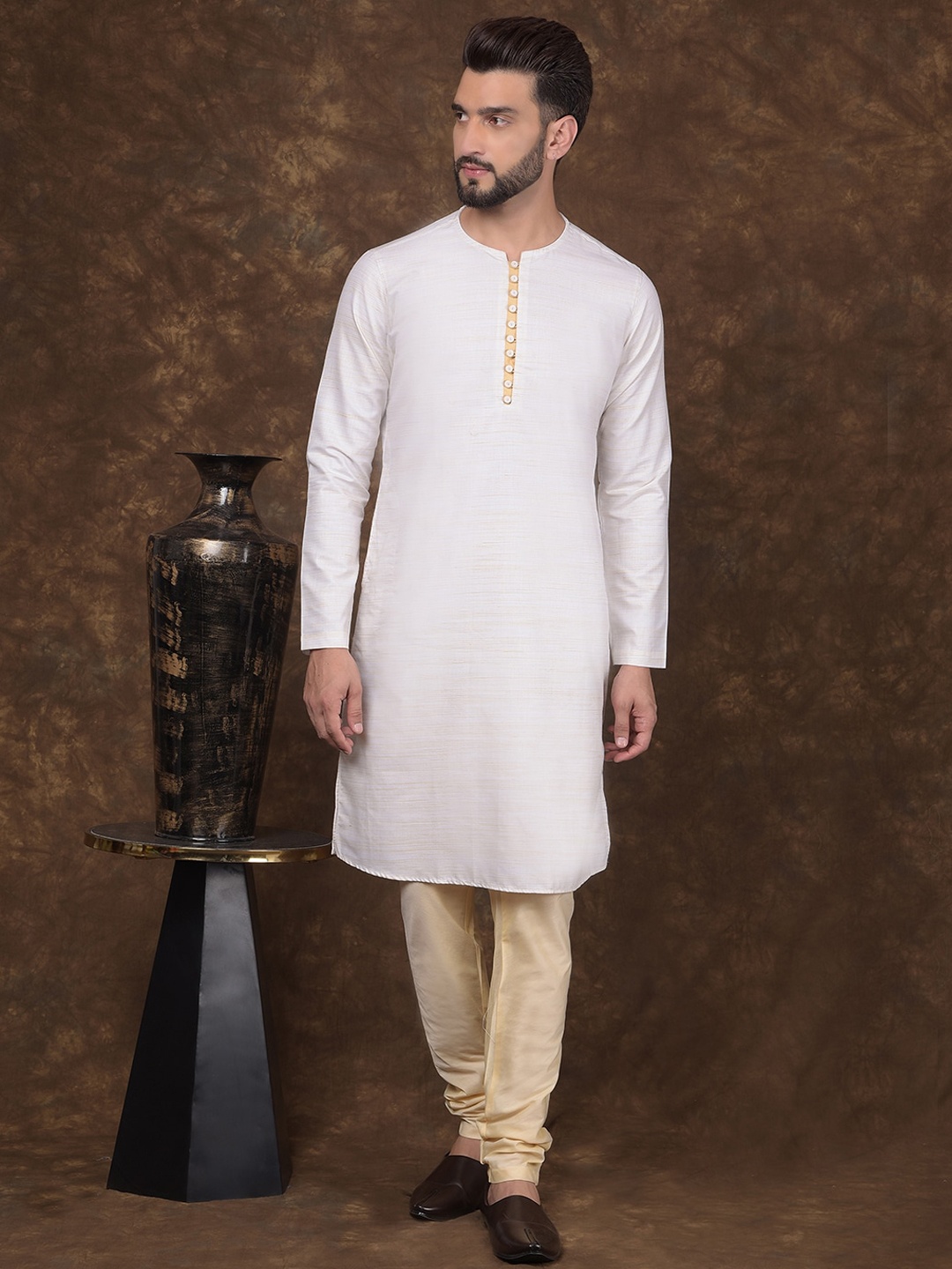 

DEYANN Men Regular Kurta with Churidar, Off white