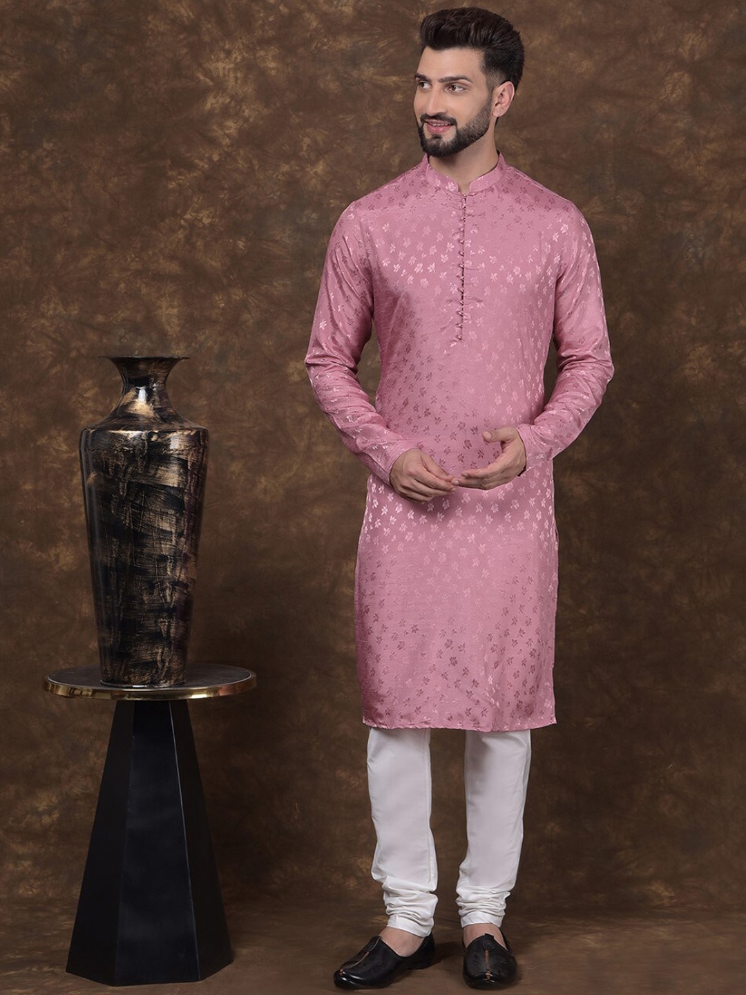

DEYANN Men Regular Kurta with Churidar, Pink