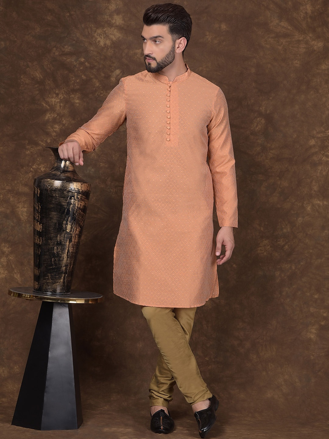 

DEYANN Men Regular Kurta with Churidar, Peach