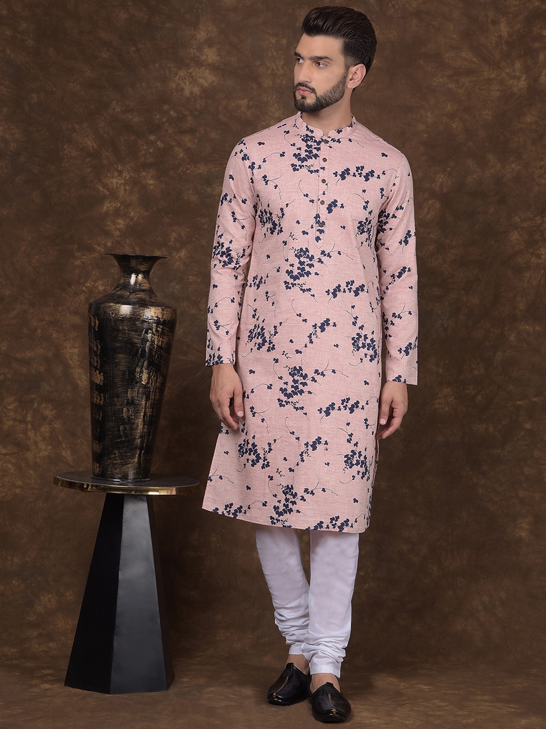 

DEYANN Men Ethnic Motifs Regular Kurta with Churidar, Peach