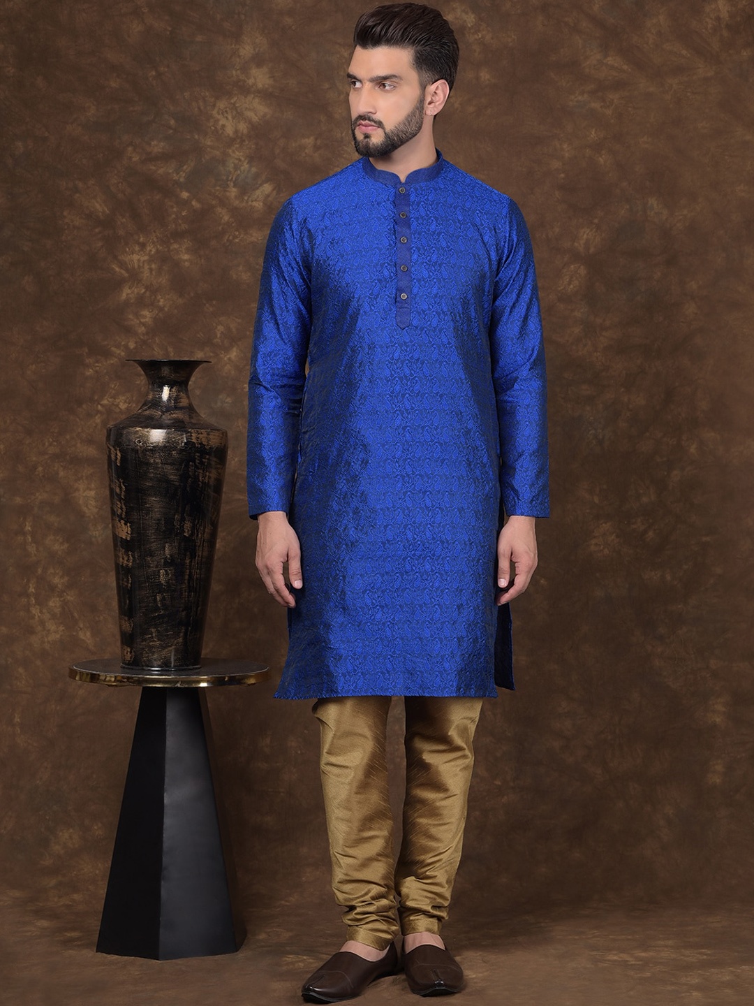 

DEYANN Men Regular Kurta with Churidar, Blue