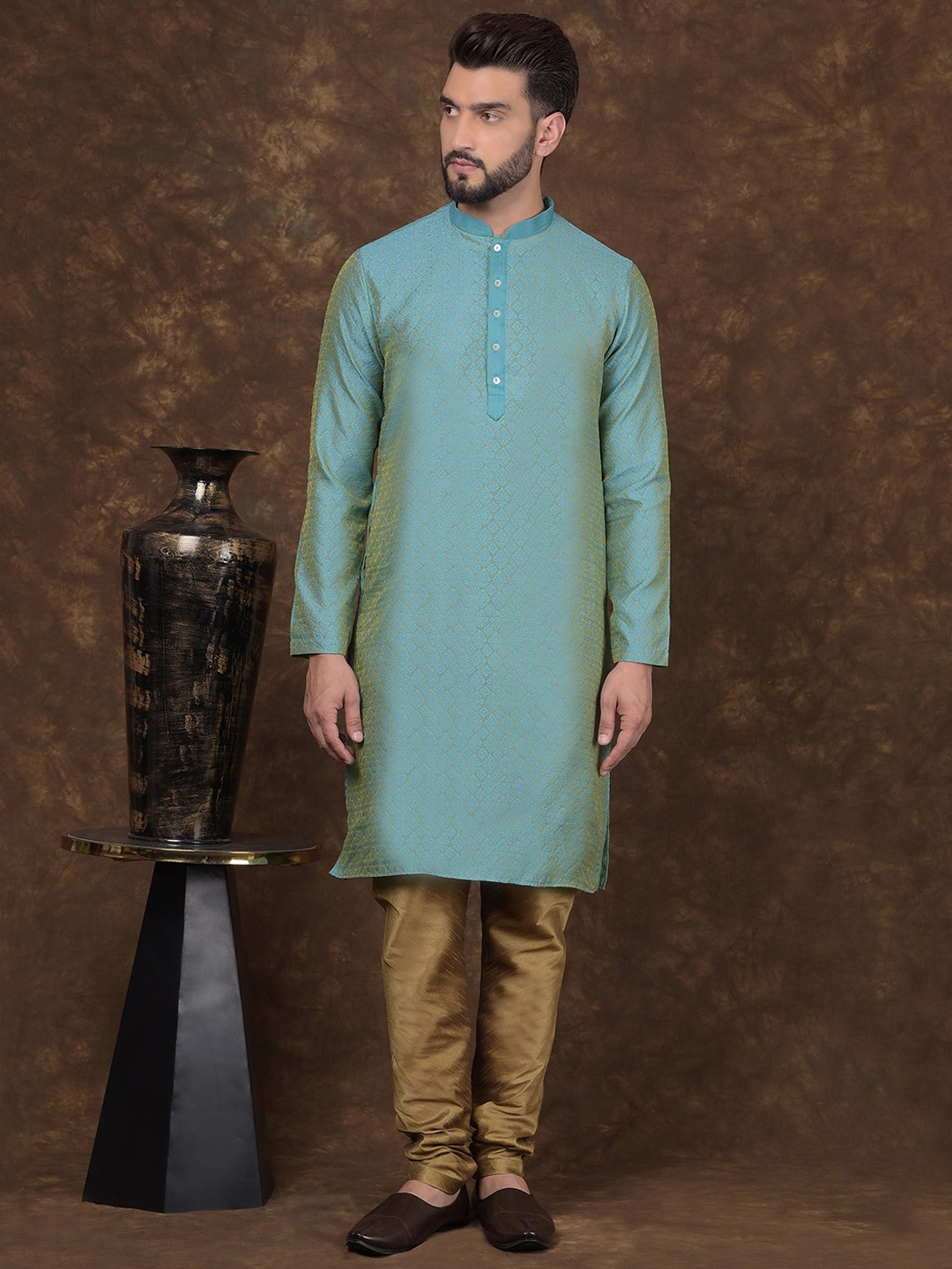 

DEYANN Men Regular Kurta with Churidar, Blue
