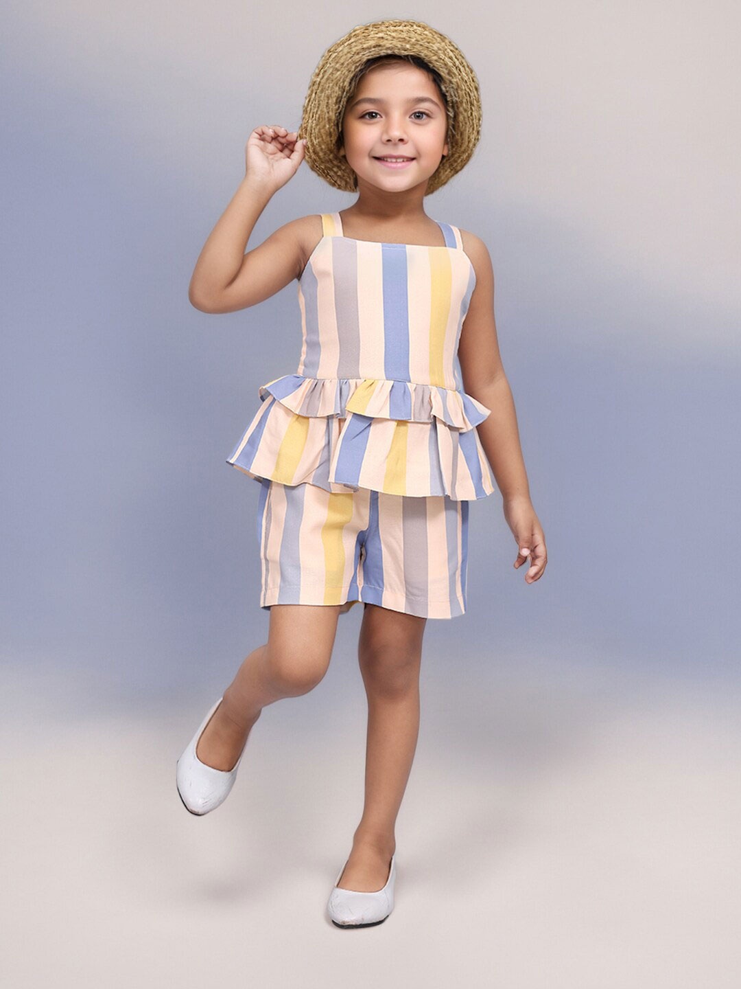 

Toonyport Girls Striped Top with Shorts, Peach