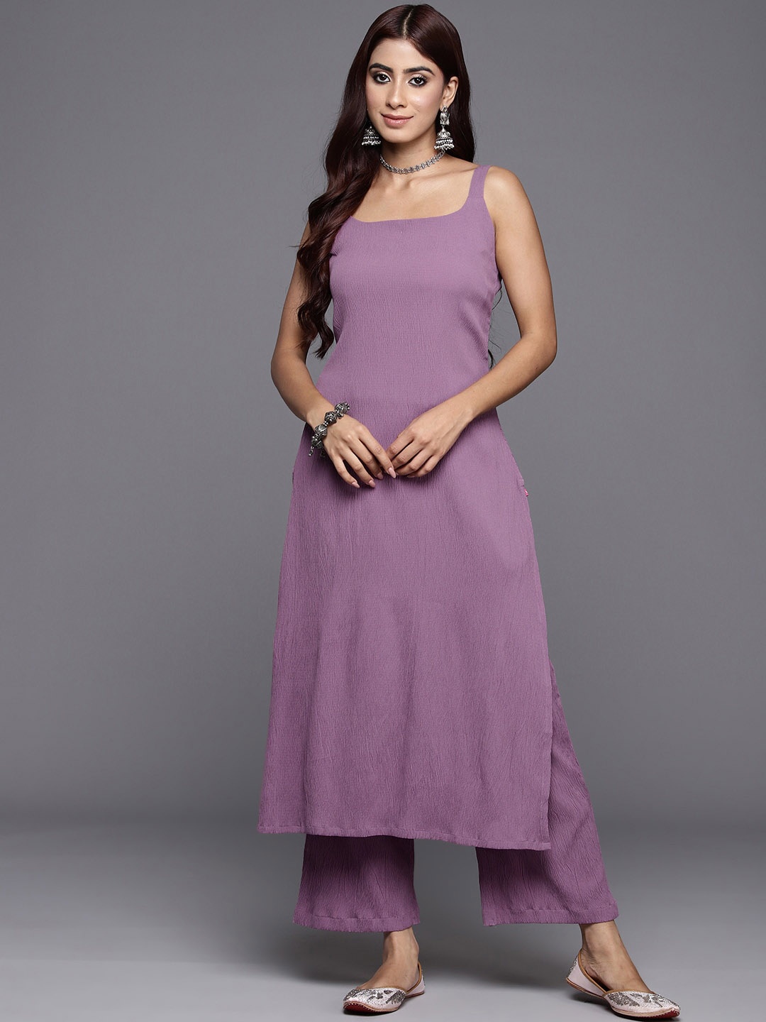 

Varanga Square Neck Straight Kurta With Trousers, Purple