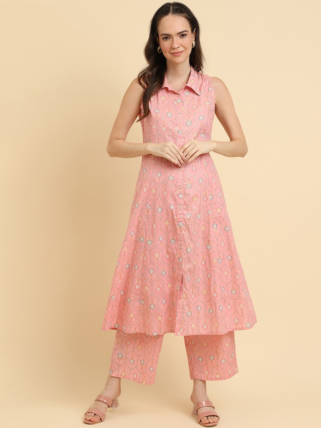 

Varanga Women Floral Printed Regular Kurta with Trousers, Pink