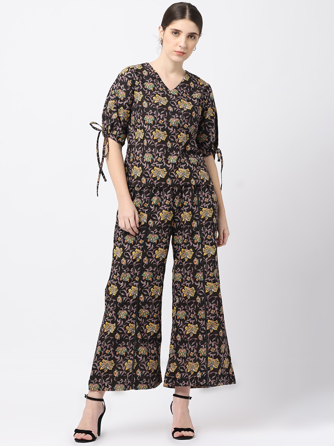 BLACK & BLAH BLAH Set of 2 Relaxed Fit Floral Printed Pure Cotton Monochrome Co-Ord